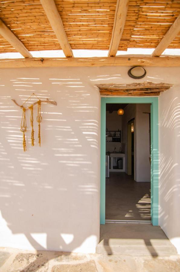 Dimitrakis Guesthouse ドヌサ エクステリア 写真