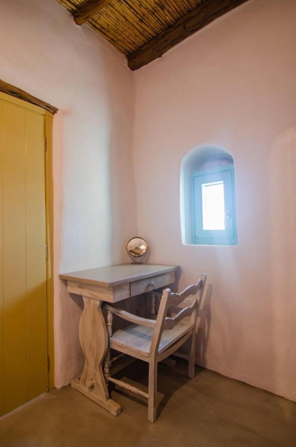 Dimitrakis Guesthouse ドヌサ エクステリア 写真