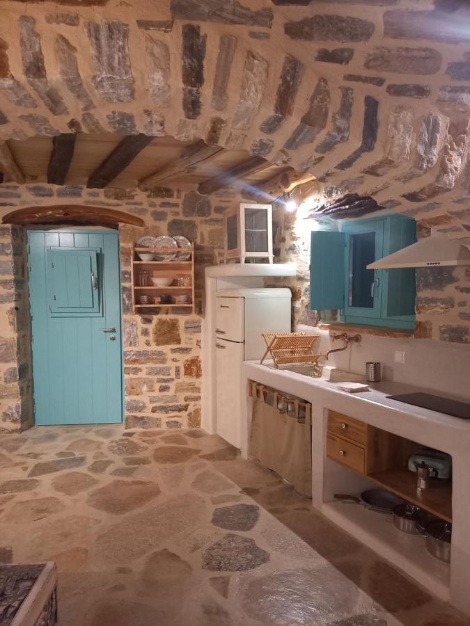Dimitrakis Guesthouse ドヌサ エクステリア 写真