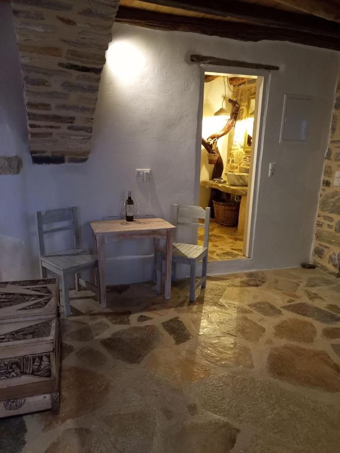 Dimitrakis Guesthouse ドヌサ エクステリア 写真